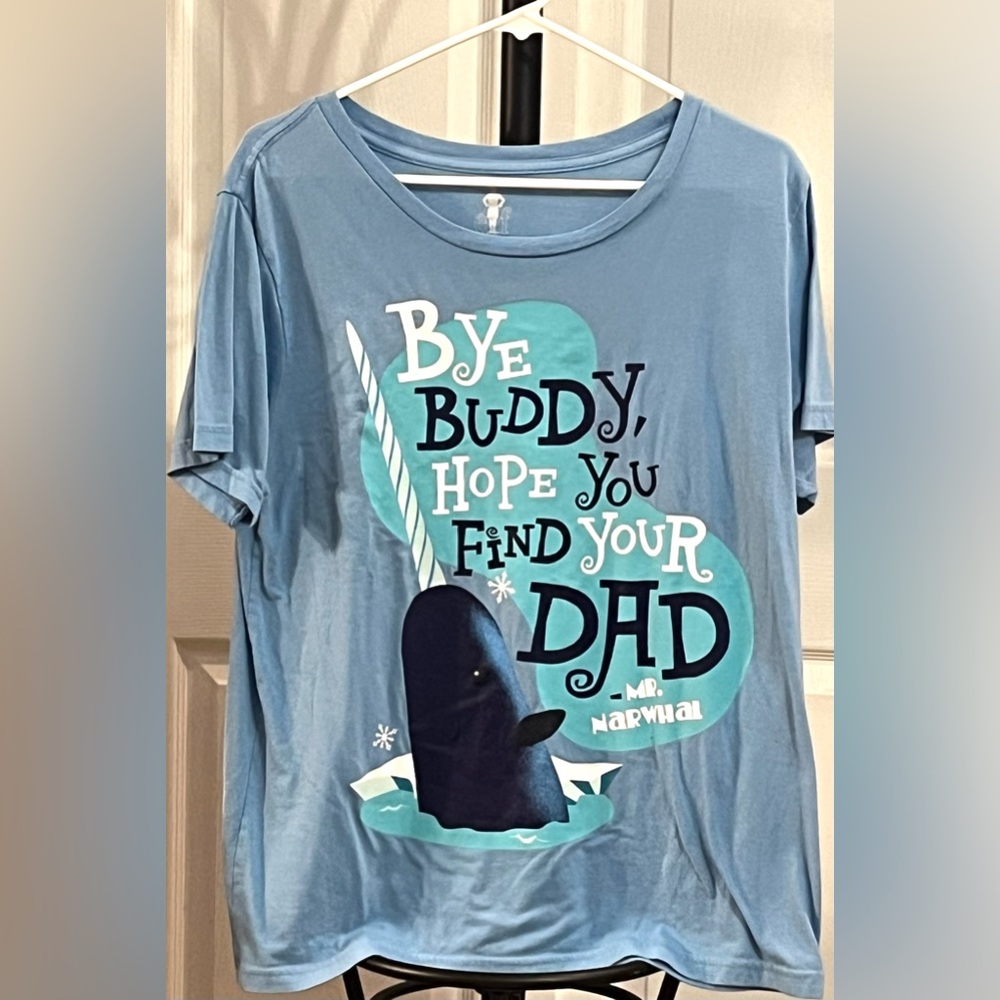 🐳 “Bye Buddy, Hope You Find Your Dad” Elf Tee – XL 🐳